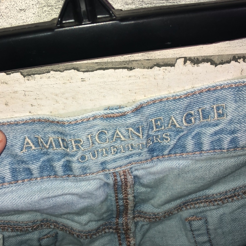 American Eagle distressed shorts size 8 Tom girl shortie shorts jean shorts - Picture 5 of 7